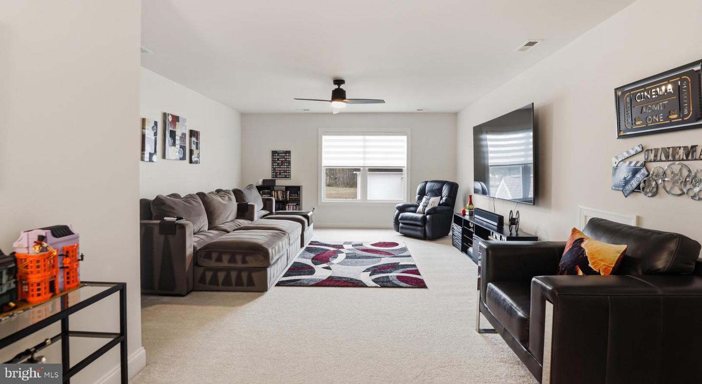 12108 GRANDVIEW HILL CT, ASHLAND, Virginia 23005, 3 Bedrooms Bedrooms, 11 Rooms Rooms,2 BathroomsBathrooms,Residential,For sale,12108 GRANDVIEW HILL CT,VAHA2001130 MLS # VAHA2001130