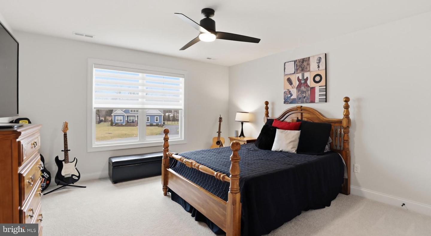 12108 GRANDVIEW HILL CT, ASHLAND, Virginia 23005, 3 Bedrooms Bedrooms, 11 Rooms Rooms,2 BathroomsBathrooms,Residential,For sale,12108 GRANDVIEW HILL CT,VAHA2001130 MLS # VAHA2001130