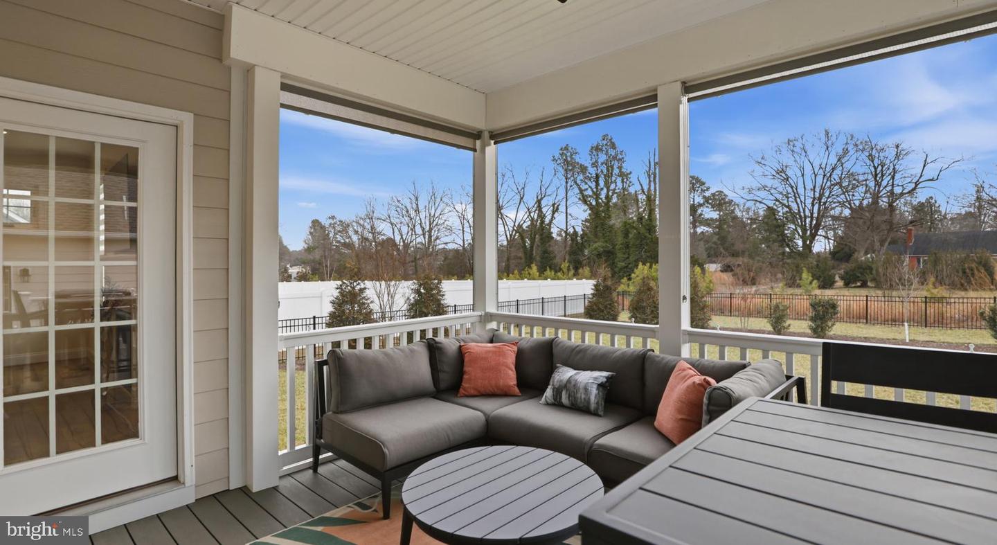 12108 GRANDVIEW HILL CT, ASHLAND, Virginia 23005, 3 Bedrooms Bedrooms, 11 Rooms Rooms,2 BathroomsBathrooms,Residential,For sale,12108 GRANDVIEW HILL CT,VAHA2001130 MLS # VAHA2001130