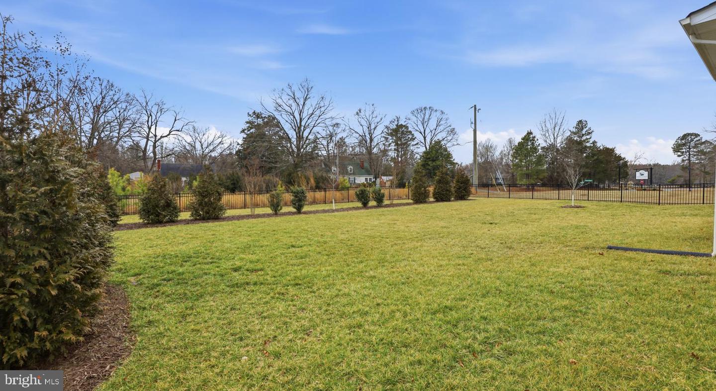 12108 GRANDVIEW HILL CT, ASHLAND, Virginia 23005, 3 Bedrooms Bedrooms, 11 Rooms Rooms,2 BathroomsBathrooms,Residential,For sale,12108 GRANDVIEW HILL CT,VAHA2001130 MLS # VAHA2001130