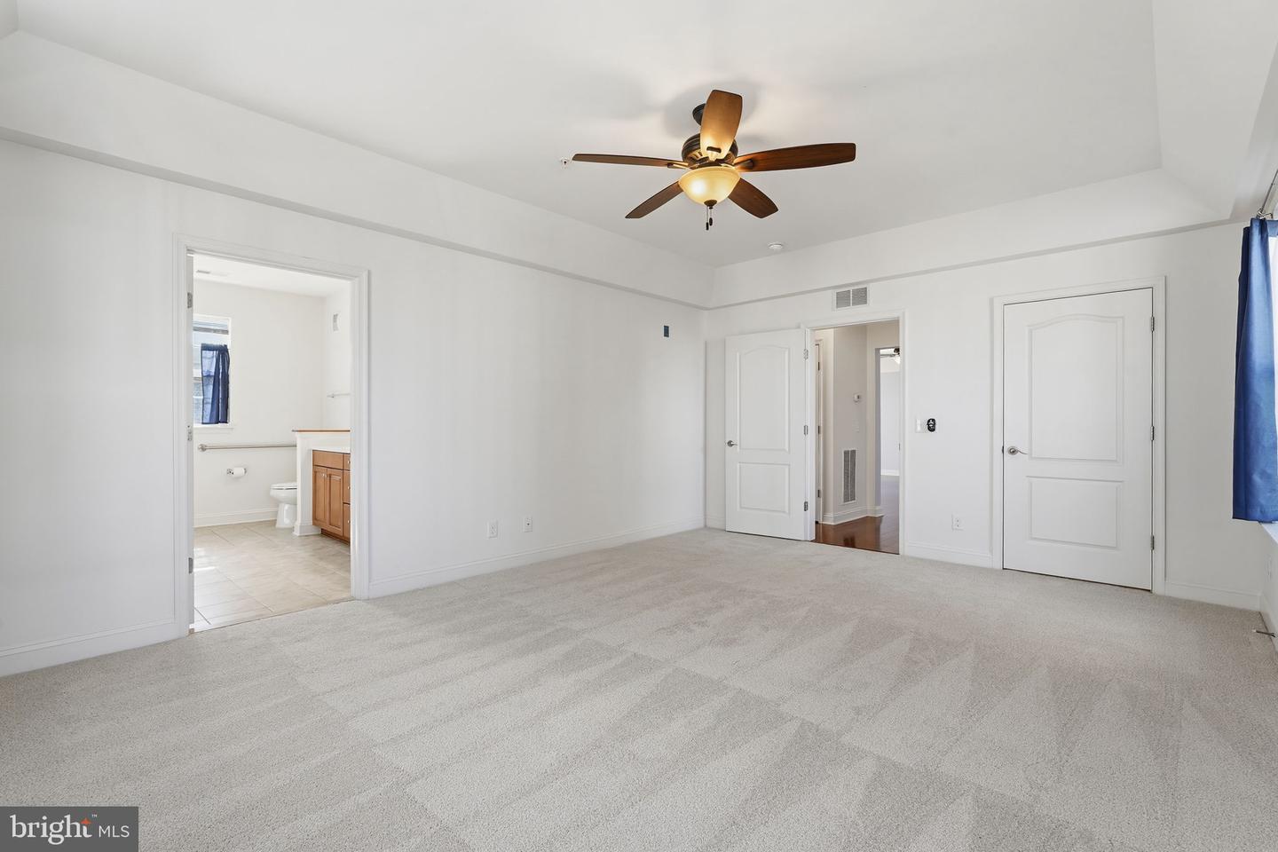 9204 CHARLESTON DR #202, MANASSAS, Virginia 20110, 3 Bedrooms Bedrooms, ,2 BathroomsBathrooms,Residential,For sale,9204 CHARLESTON DR #202,VAMN2010310 MLS # VAMN2010310