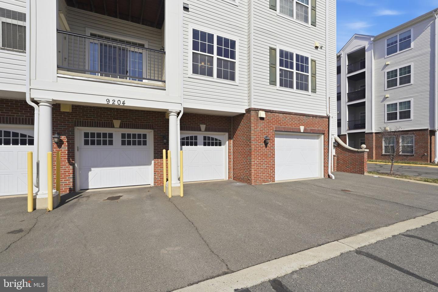 9204 CHARLESTON DR #202, MANASSAS, Virginia 20110, 3 Bedrooms Bedrooms, ,2 BathroomsBathrooms,Residential,For sale,9204 CHARLESTON DR #202,VAMN2010310 MLS # VAMN2010310