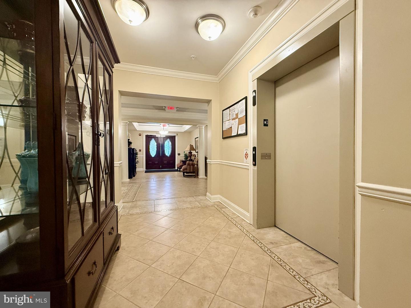 9204 CHARLESTON DR #202, MANASSAS, Virginia 20110, 3 Bedrooms Bedrooms, ,2 BathroomsBathrooms,Residential,For sale,9204 CHARLESTON DR #202,VAMN2010310 MLS # VAMN2010310