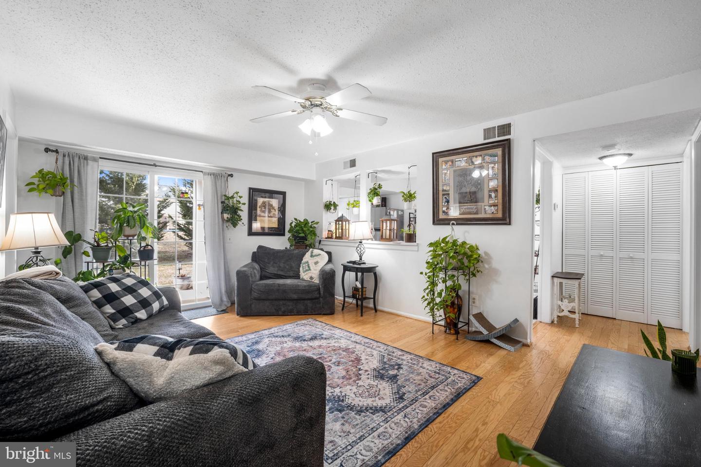 107 FORT EVANS RD NE #B, LEESBURG, Virginia 20175, 2 Bedrooms Bedrooms, 6 Rooms Rooms,1 BathroomBathrooms,Residential,For sale,107 FORT EVANS RD NE #B,VALO2116572 MLS # VALO2116572