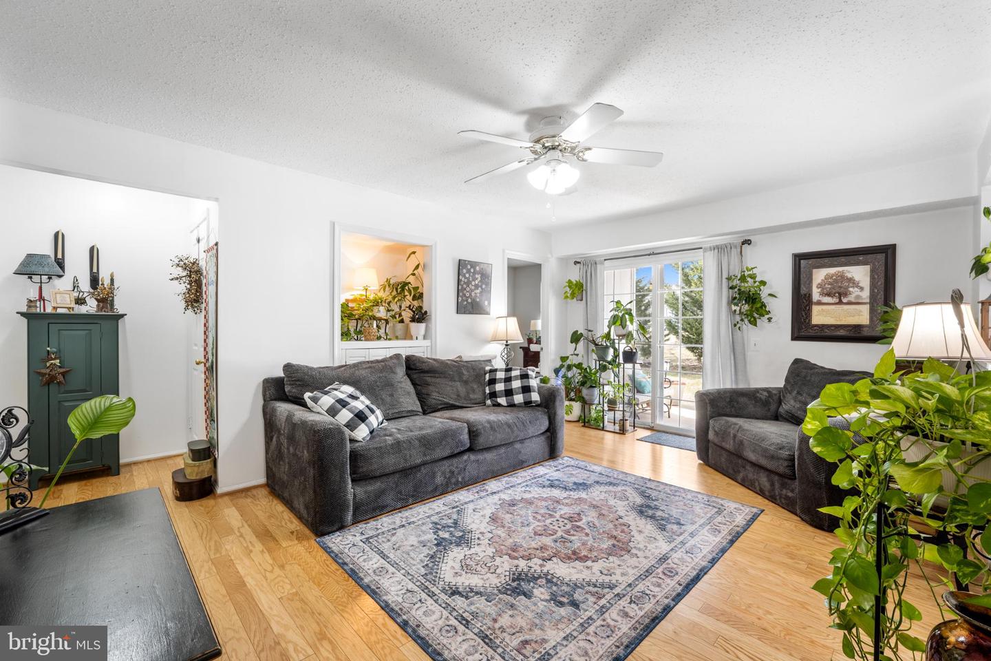 107 FORT EVANS RD NE #B, LEESBURG, Virginia 20175, 2 Bedrooms Bedrooms, 6 Rooms Rooms,1 BathroomBathrooms,Residential,For sale,107 FORT EVANS RD NE #B,VALO2116572 MLS # VALO2116572