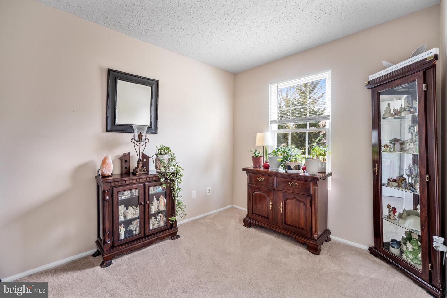 107 FORT EVANS RD NE #B, LEESBURG, Virginia 20175, 2 Bedrooms Bedrooms, 6 Rooms Rooms,1 BathroomBathrooms,Residential,For sale,107 FORT EVANS RD NE #B,VALO2116572 MLS # VALO2116572