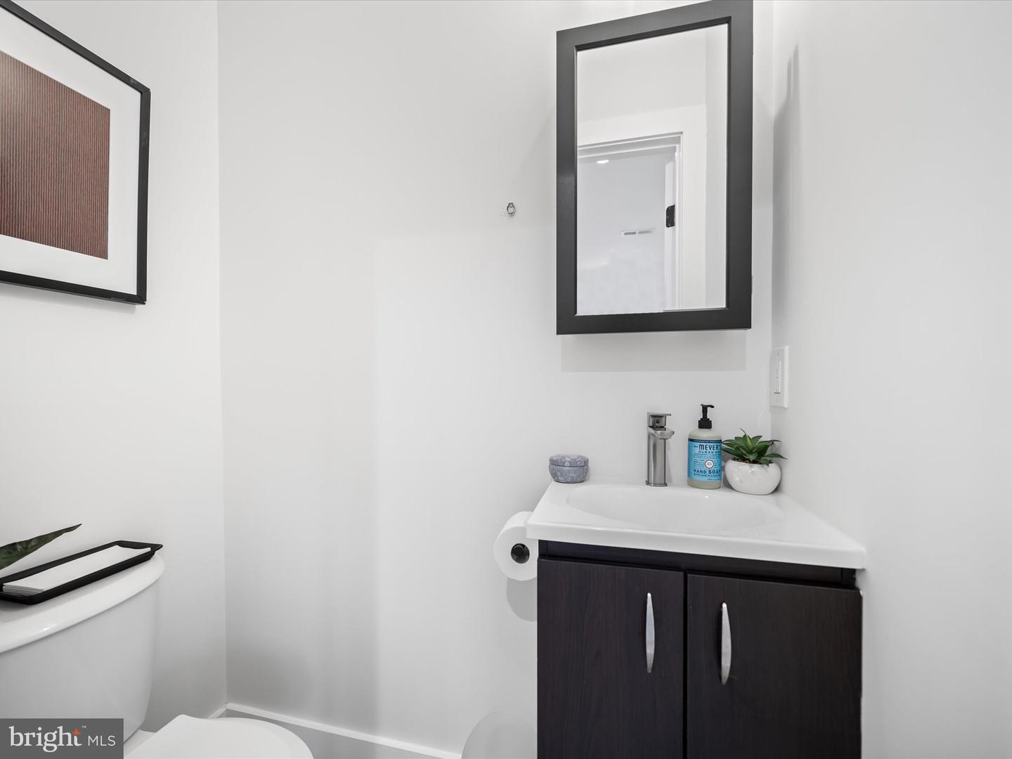 509 RANDOLPH ST NW #2, WASHINGTON, District Of Columbia 20011, 2 Bedrooms Bedrooms, 4 Rooms Rooms,1 BathroomBathrooms,Residential,For sale,509 RANDOLPH ST NW #2,DCDC2247492 MLS # DCDC2247492 509 RANDOLPH ST NW #2, WASHINGTON, District Of Columbia 20011, 2 Bedrooms Bedrooms, 4 Rooms Rooms,1 BathroomBathrooms,Residential,For sale,509 RANDOLPH ST NW #2,DCDC2247492 MLS # DCDC2247492