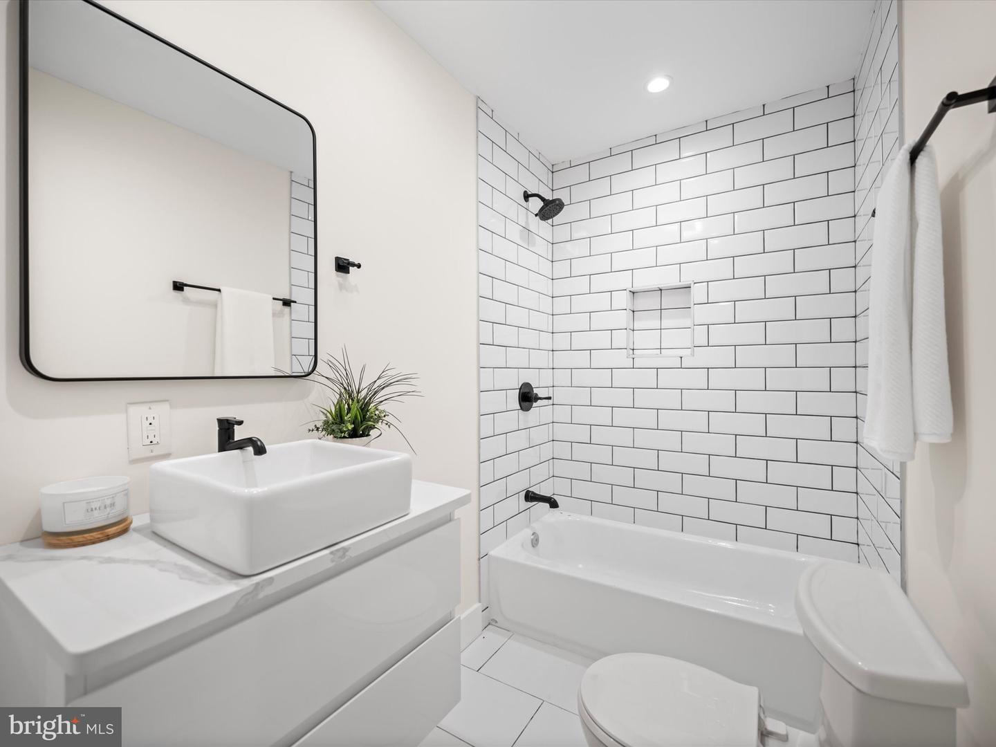 509 RANDOLPH ST NW #2, WASHINGTON, District Of Columbia 20011, 2 Bedrooms Bedrooms, 4 Rooms Rooms,1 BathroomBathrooms,Residential,For sale,509 RANDOLPH ST NW #2,DCDC2247492 MLS # DCDC2247492 509 RANDOLPH ST NW #2, WASHINGTON, District Of Columbia 20011, 2 Bedrooms Bedrooms, 4 Rooms Rooms,1 BathroomBathrooms,Residential,For sale,509 RANDOLPH ST NW #2,DCDC2247492 MLS # DCDC2247492