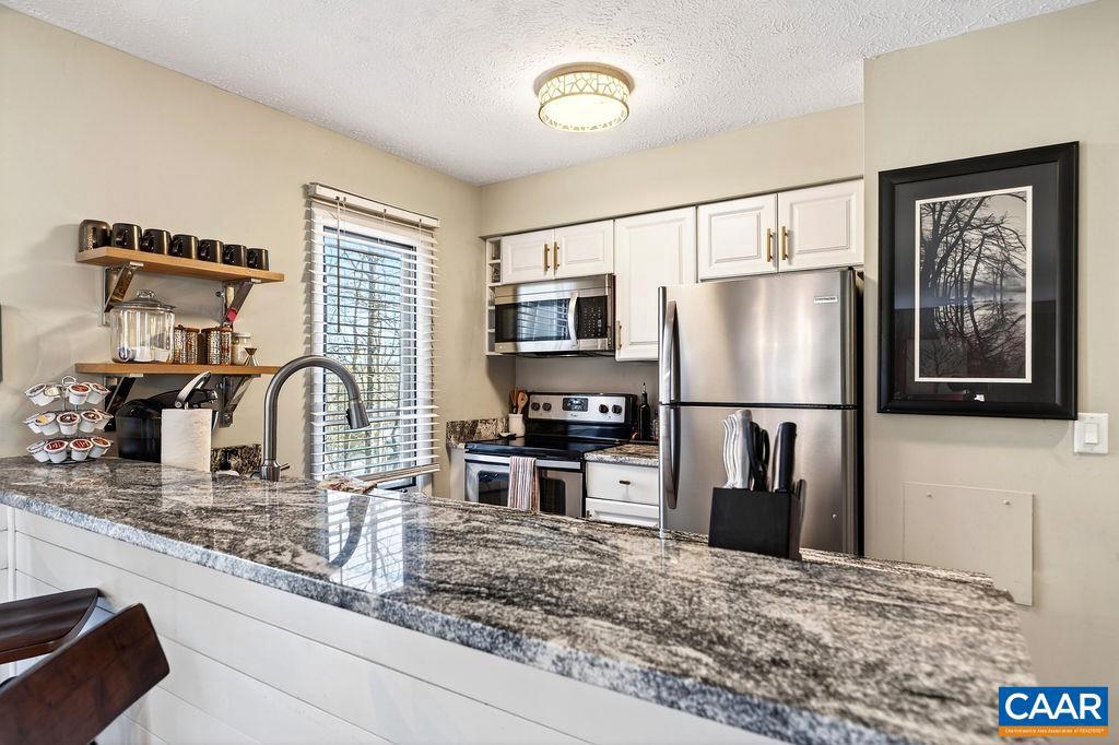 2247 TANNERS RIDGE, WINTERGREEN RESORT, Virginia 22967, 2 Bedrooms Bedrooms, ,2 BathroomsBathrooms,Residential,For sale,2247 TANNERS RIDGE,673621 MLS # 673621 2247 TANNERS RIDGE, WINTERGREEN RESORT, Virginia 22967, 2 Bedrooms Bedrooms, ,2 BathroomsBathrooms,Residential,For sale,2247 TANNERS RIDGE,673621 MLS # 673621