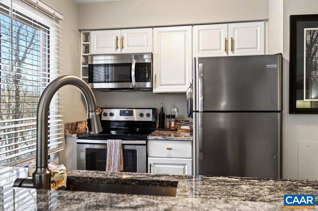 2247 TANNERS RIDGE, WINTERGREEN RESORT, Virginia 22967, 2 Bedrooms Bedrooms, ,2 BathroomsBathrooms,Residential,For sale,2247 TANNERS RIDGE,673621 MLS # 673621 2247 TANNERS RIDGE, WINTERGREEN RESORT, Virginia 22967, 2 Bedrooms Bedrooms, ,2 BathroomsBathrooms,Residential,For sale,2247 TANNERS RIDGE,673621 MLS # 673621