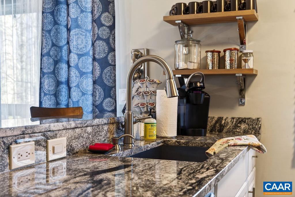 2247 TANNERS RIDGE, WINTERGREEN RESORT, Virginia 22967, 2 Bedrooms Bedrooms, ,2 BathroomsBathrooms,Residential,For sale,2247 TANNERS RIDGE,673621 MLS # 673621 2247 TANNERS RIDGE, WINTERGREEN RESORT, Virginia 22967, 2 Bedrooms Bedrooms, ,2 BathroomsBathrooms,Residential,For sale,2247 TANNERS RIDGE,673621 MLS # 673621