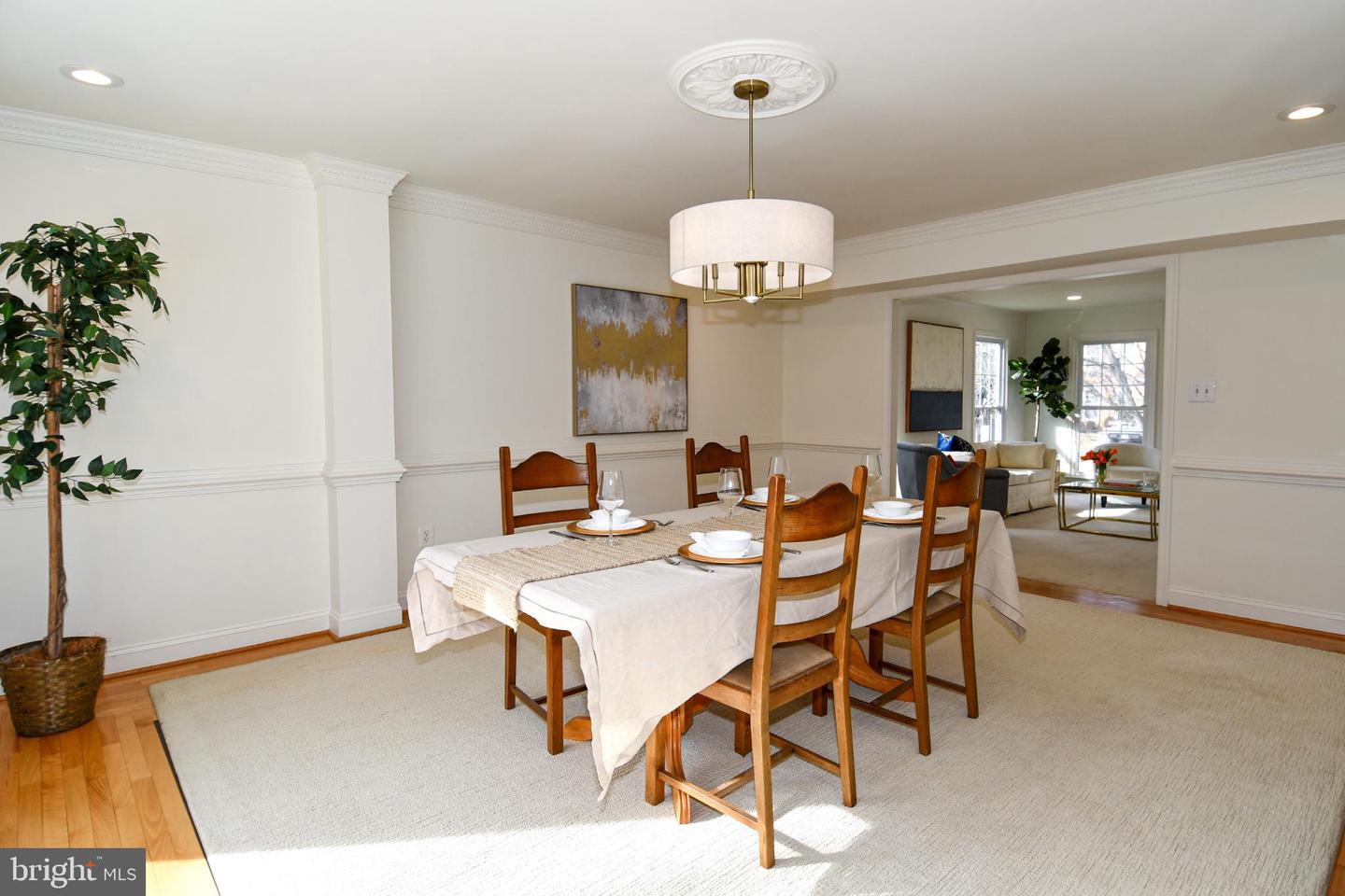 4407 GALESBURY LN, CHANTILLY, Virginia 20151, 5 Bedrooms Bedrooms, 20 Rooms Rooms,3 BathroomsBathrooms,Residential,For sale,4407 GALESBURY LN,VAFX2292588 MLS # VAFX2292588