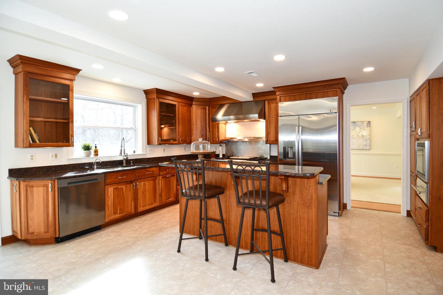 4407 GALESBURY LN, CHANTILLY, Virginia 20151, 5 Bedrooms Bedrooms, 20 Rooms Rooms,3 BathroomsBathrooms,Residential,For sale,4407 GALESBURY LN,VAFX2292588 MLS # VAFX2292588