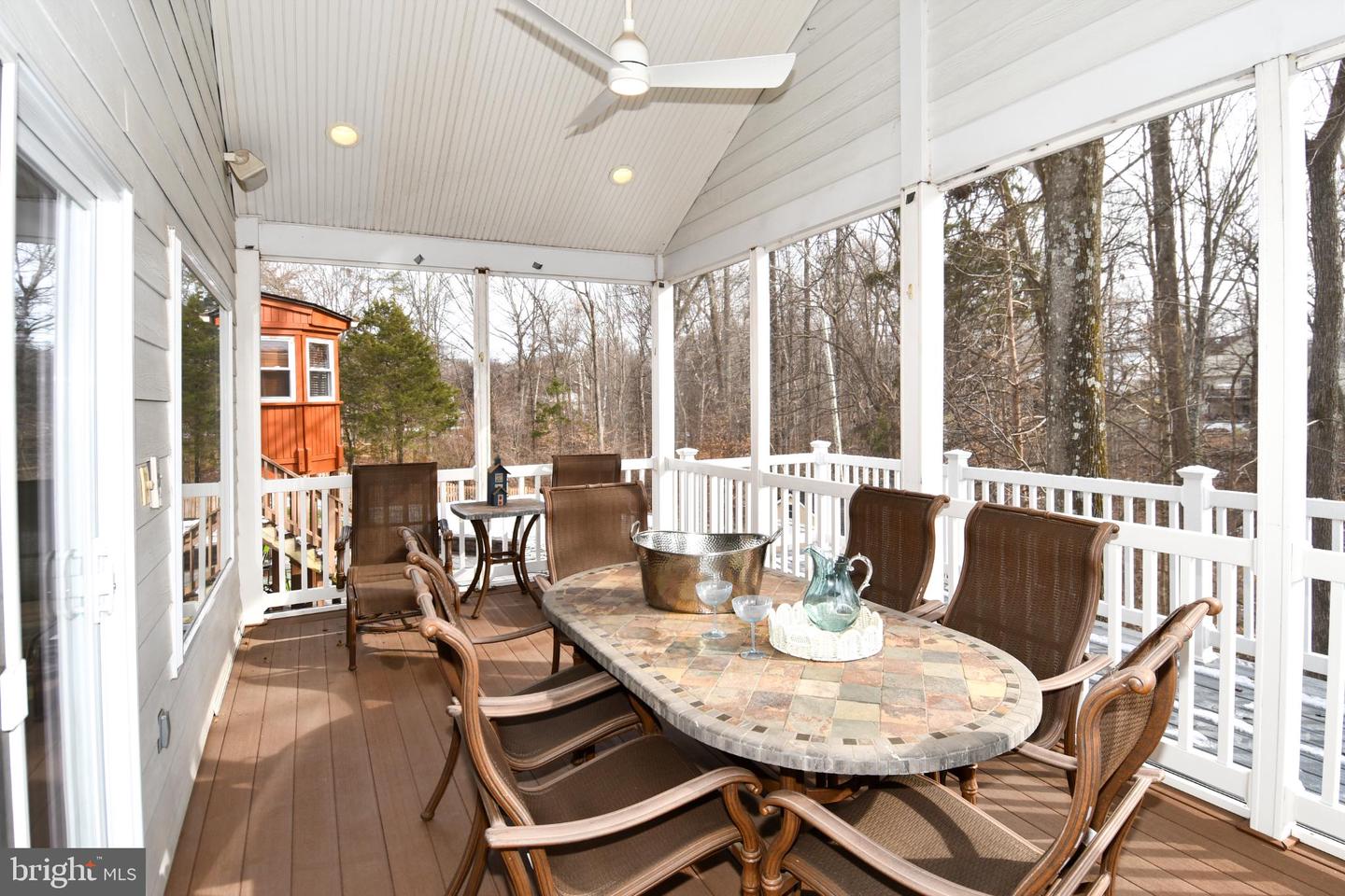 4407 GALESBURY LN, CHANTILLY, Virginia 20151, 5 Bedrooms Bedrooms, 20 Rooms Rooms,3 BathroomsBathrooms,Residential,For sale,4407 GALESBURY LN,VAFX2292588 MLS # VAFX2292588