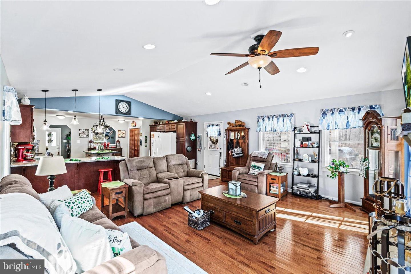 14222 REVA RD, REVA, Virginia 22735, 2 Bedrooms Bedrooms, 6 Rooms Rooms,1 BathroomBathrooms,Residential,For sale,14222 REVA RD,VACU2012764 MLS # VACU2012764