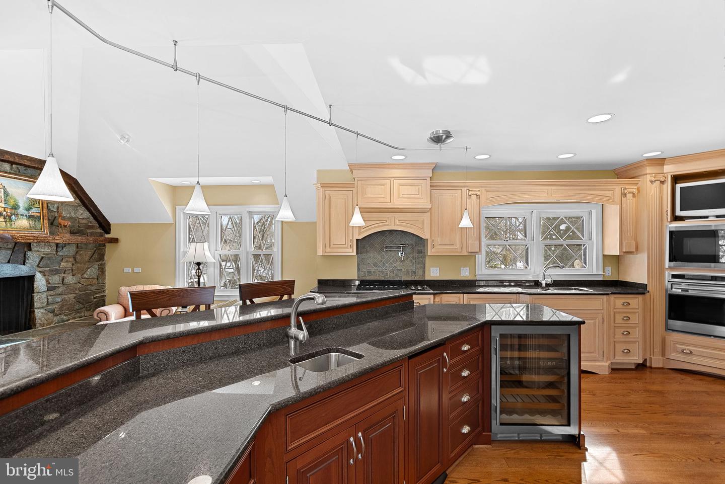 714 SENECA RD, GREAT FALLS, Virginia 22066, 5 Bedrooms Bedrooms, ,3 BathroomsBathrooms,Residential,For sale,714 SENECA RD,VAFX2292614 MLS # VAFX2292614