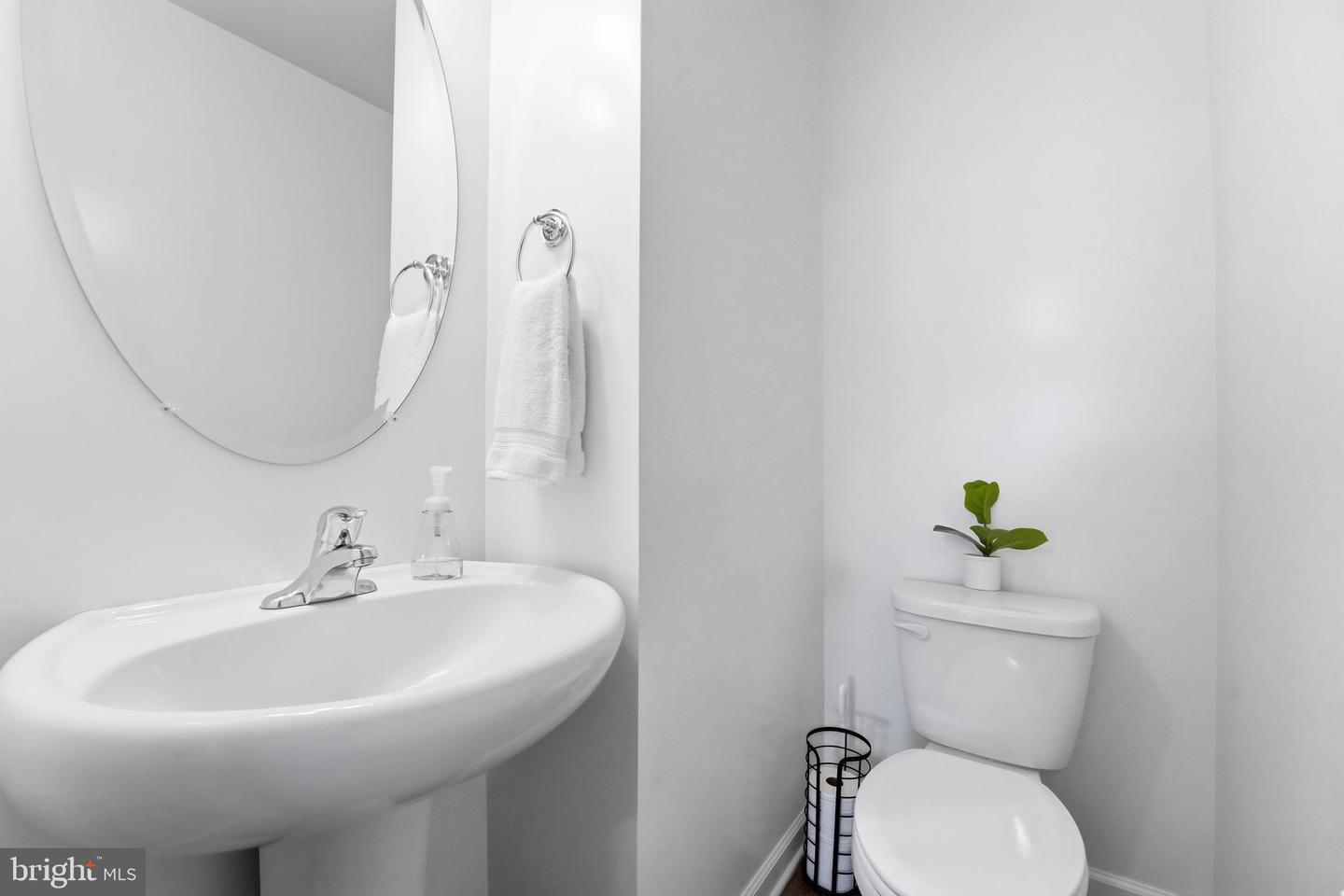 9372 BLACKBIRD LOOP, CULPEPER, Virginia 22701, 4 Bedrooms Bedrooms, ,2 BathroomsBathrooms,Residential,For sale,9372 BLACKBIRD LOOP,VACU2012766 MLS # VACU2012766 9372 BLACKBIRD LOOP, CULPEPER, Virginia 22701, 4 Bedrooms Bedrooms, ,2 BathroomsBathrooms,Residential,For sale,9372 BLACKBIRD LOOP,VACU2012766 MLS # VACU2012766