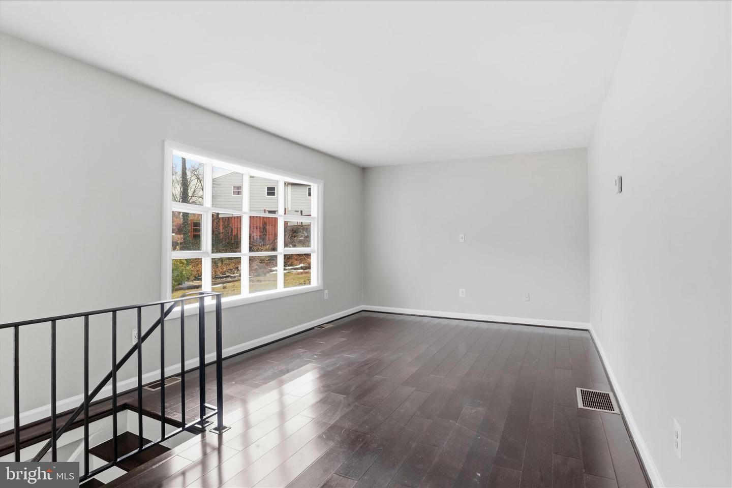 14702 BLAIR CT, WOODBRIDGE, Virginia 22193, 3 Bedrooms Bedrooms, ,2 BathroomsBathrooms,Residential,For sale,14702 BLAIR CT,VAPW2113222 MLS # VAPW2113222