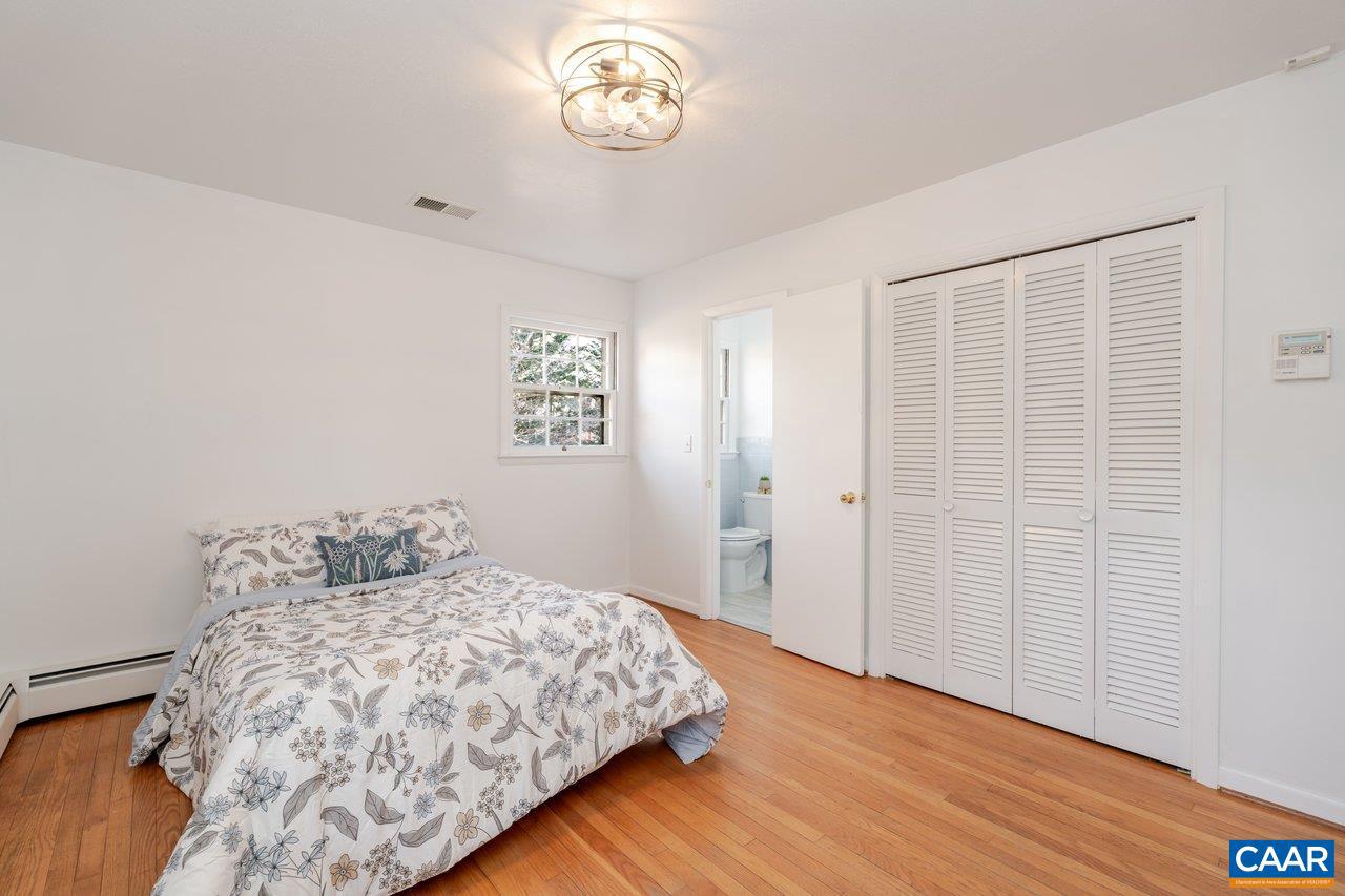 1408 N COALTER ST, STAUNTON, Virginia 24401, 3 Bedrooms Bedrooms, ,2 BathroomsBathrooms,Residential,For sale,1408 N COALTER ST,673634 MLS # 673634 1408 N COALTER ST, STAUNTON, Virginia 24401, 3 Bedrooms Bedrooms, ,2 BathroomsBathrooms,Residential,For sale,1408 N COALTER ST,673634 MLS # 673634