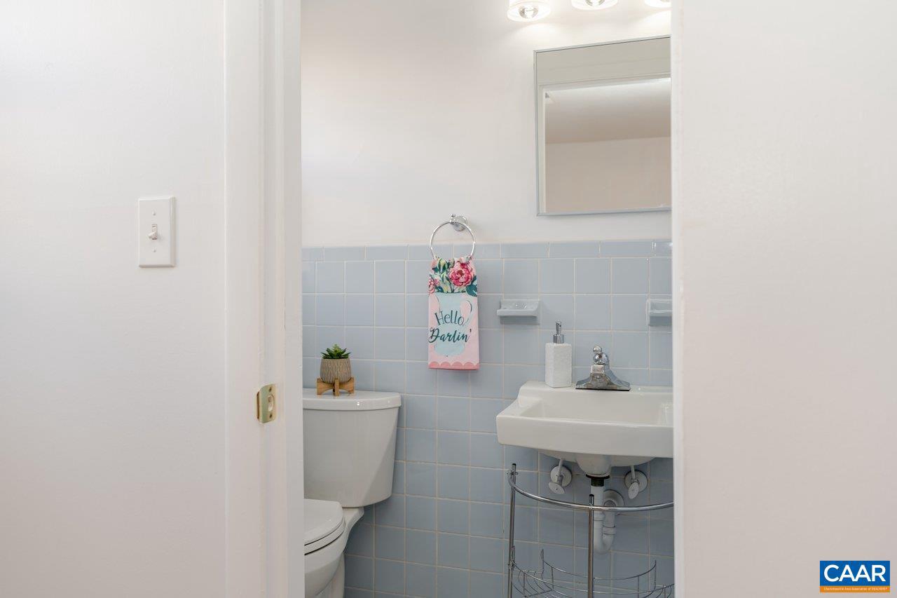 1408 N COALTER ST, STAUNTON, Virginia 24401, 3 Bedrooms Bedrooms, ,2 BathroomsBathrooms,Residential,For sale,1408 N COALTER ST,673634 MLS # 673634 1408 N COALTER ST, STAUNTON, Virginia 24401, 3 Bedrooms Bedrooms, ,2 BathroomsBathrooms,Residential,For sale,1408 N COALTER ST,673634 MLS # 673634