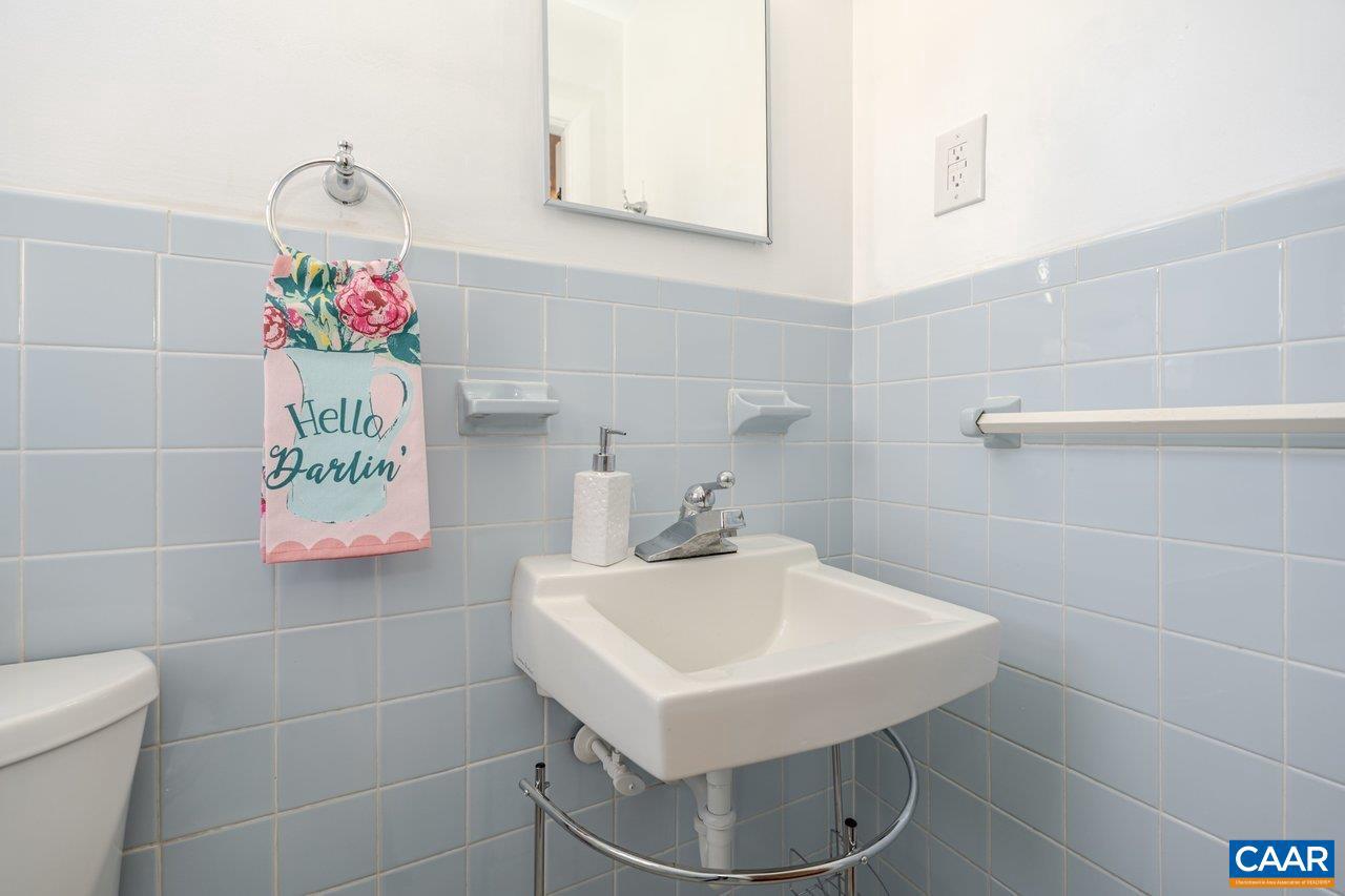 1408 N COALTER ST, STAUNTON, Virginia 24401, 3 Bedrooms Bedrooms, ,2 BathroomsBathrooms,Residential,For sale,1408 N COALTER ST,673634 MLS # 673634 1408 N COALTER ST, STAUNTON, Virginia 24401, 3 Bedrooms Bedrooms, ,2 BathroomsBathrooms,Residential,For sale,1408 N COALTER ST,673634 MLS # 673634