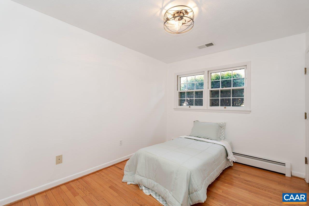 1408 N COALTER ST, STAUNTON, Virginia 24401, 3 Bedrooms Bedrooms, ,2 BathroomsBathrooms,Residential,For sale,1408 N COALTER ST,673634 MLS # 673634 1408 N COALTER ST, STAUNTON, Virginia 24401, 3 Bedrooms Bedrooms, ,2 BathroomsBathrooms,Residential,For sale,1408 N COALTER ST,673634 MLS # 673634