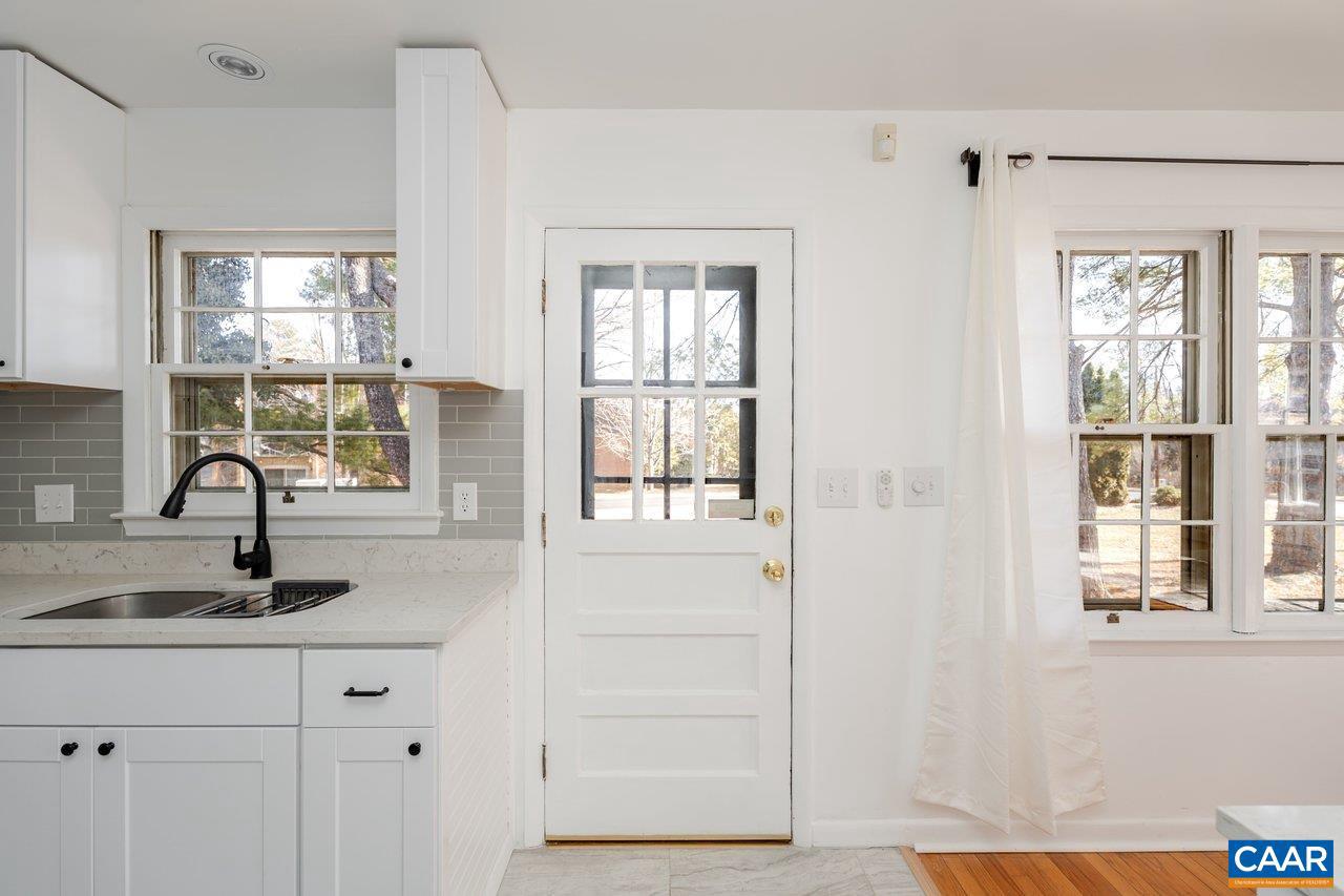 1408 N COALTER ST, STAUNTON, Virginia 24401, 3 Bedrooms Bedrooms, ,2 BathroomsBathrooms,Residential,For sale,1408 N COALTER ST,673634 MLS # 673634 1408 N COALTER ST, STAUNTON, Virginia 24401, 3 Bedrooms Bedrooms, ,2 BathroomsBathrooms,Residential,For sale,1408 N COALTER ST,673634 MLS # 673634