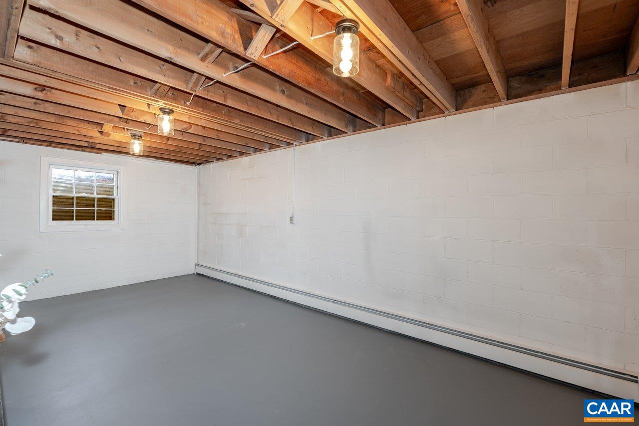 1408 N COALTER ST, STAUNTON, Virginia 24401, 3 Bedrooms Bedrooms, ,2 BathroomsBathrooms,Residential,For sale,1408 N COALTER ST,673634 MLS # 673634 1408 N COALTER ST, STAUNTON, Virginia 24401, 3 Bedrooms Bedrooms, ,2 BathroomsBathrooms,Residential,For sale,1408 N COALTER ST,673634 MLS # 673634