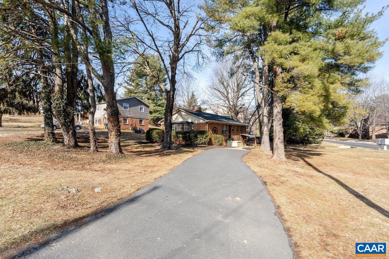 1408 N COALTER ST, STAUNTON, Virginia 24401, 3 Bedrooms Bedrooms, ,2 BathroomsBathrooms,Residential,For sale,1408 N COALTER ST,673634 MLS # 673634 1408 N COALTER ST, STAUNTON, Virginia 24401, 3 Bedrooms Bedrooms, ,2 BathroomsBathrooms,Residential,For sale,1408 N COALTER ST,673634 MLS # 673634