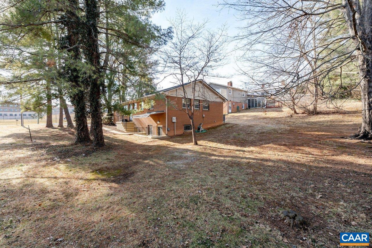 1408 N COALTER ST, STAUNTON, Virginia 24401, 3 Bedrooms Bedrooms, ,2 BathroomsBathrooms,Residential,For sale,1408 N COALTER ST,673634 MLS # 673634 1408 N COALTER ST, STAUNTON, Virginia 24401, 3 Bedrooms Bedrooms, ,2 BathroomsBathrooms,Residential,For sale,1408 N COALTER ST,673634 MLS # 673634