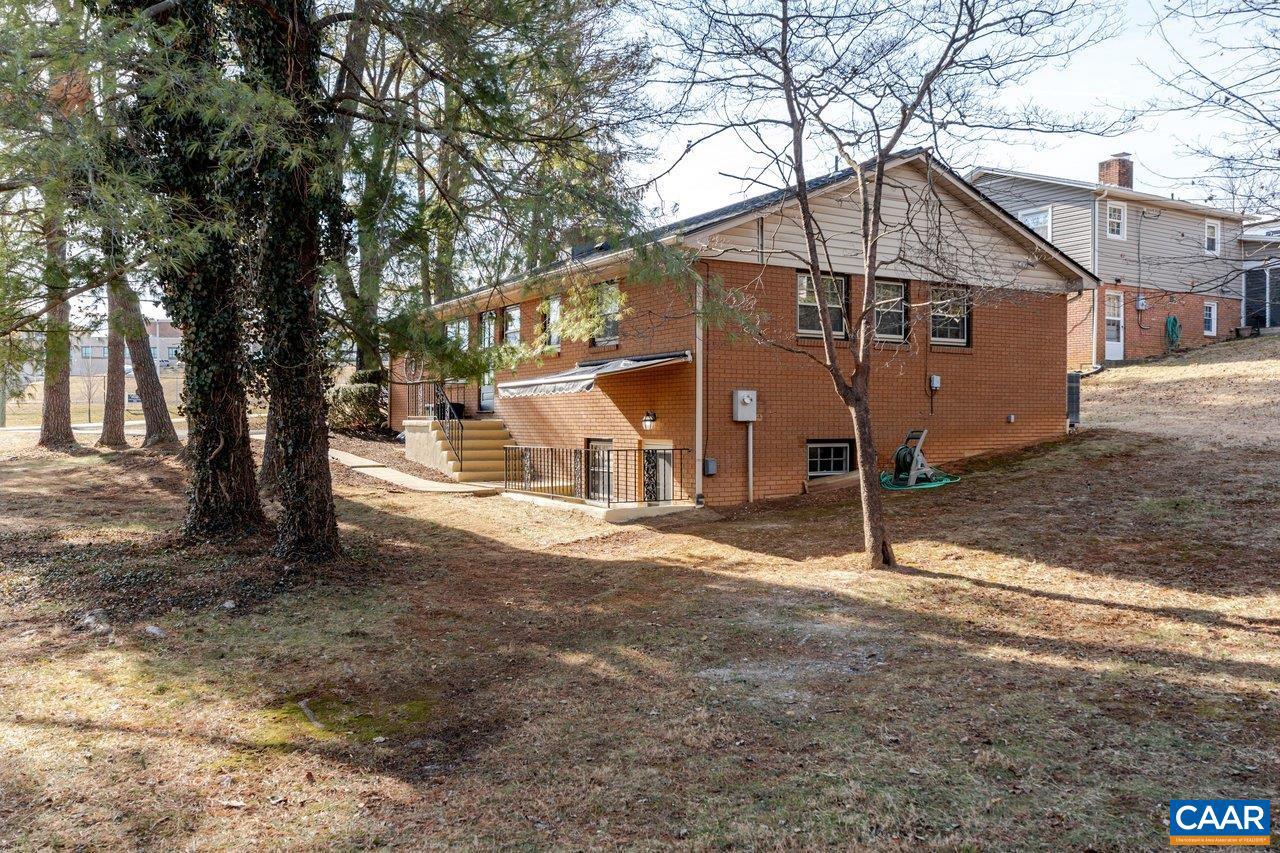 1408 N COALTER ST, STAUNTON, Virginia 24401, 3 Bedrooms Bedrooms, ,2 BathroomsBathrooms,Residential,For sale,1408 N COALTER ST,673634 MLS # 673634 1408 N COALTER ST, STAUNTON, Virginia 24401, 3 Bedrooms Bedrooms, ,2 BathroomsBathrooms,Residential,For sale,1408 N COALTER ST,673634 MLS # 673634