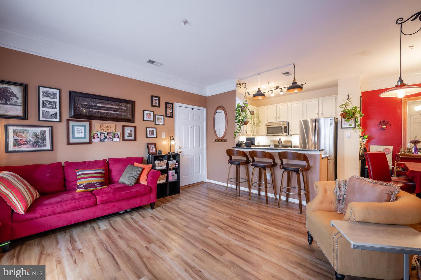 6543 GRANGE LN #202, ALEXANDRIA, Virginia 22315, 2 Bedrooms Bedrooms, ,2 BathroomsBathrooms,Residential,For sale,6543 GRANGE LN #202,VAFX2292644 MLS # VAFX2292644