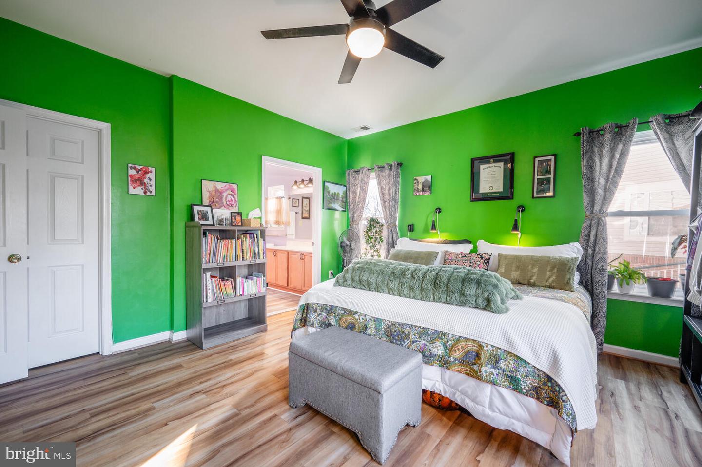 6543 GRANGE LN #202, ALEXANDRIA, Virginia 22315, 2 Bedrooms Bedrooms, ,2 BathroomsBathrooms,Residential,For sale,6543 GRANGE LN #202,VAFX2292644 MLS # VAFX2292644