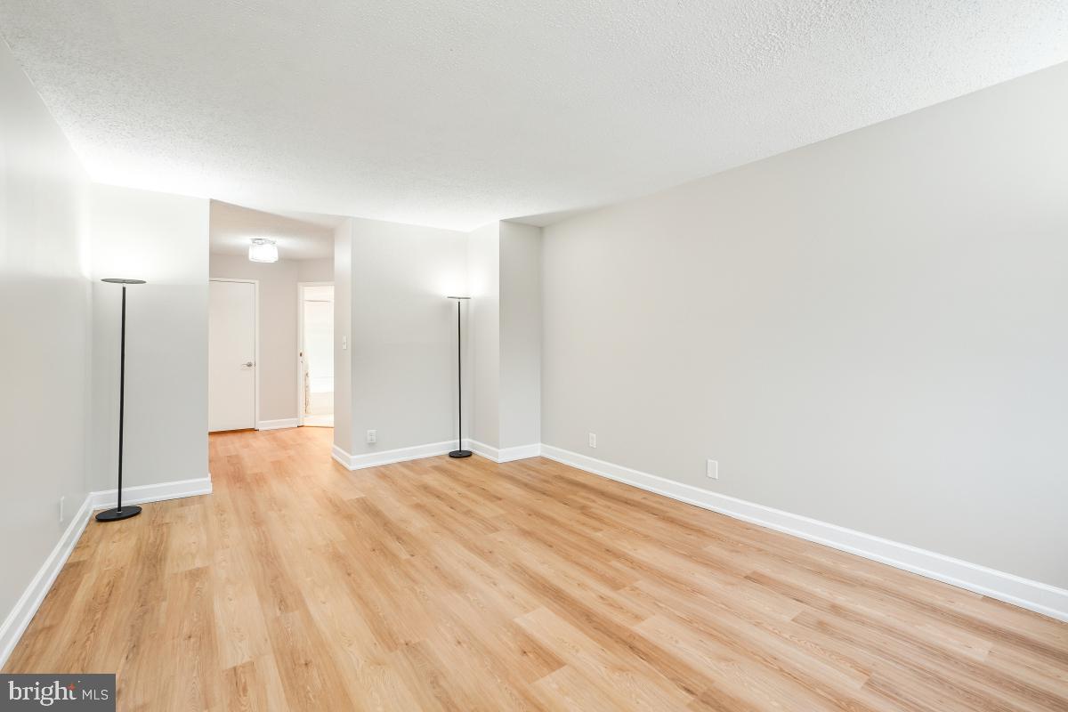 5904 MOUNT EAGLE DR #601, ALEXANDRIA, Virginia 22303, 2 Bedrooms Bedrooms, 8 Rooms Rooms,2 BathroomsBathrooms,Residential,For sale,5904 MOUNT EAGLE DR #601,VAFX2292650 MLS # VAFX2292650 5904 MOUNT EAGLE DR #601, ALEXANDRIA, Virginia 22303, 2 Bedrooms Bedrooms, 8 Rooms Rooms,2 BathroomsBathrooms,Residential,For sale,5904 MOUNT EAGLE DR #601,VAFX2292650 MLS # VAFX2292650