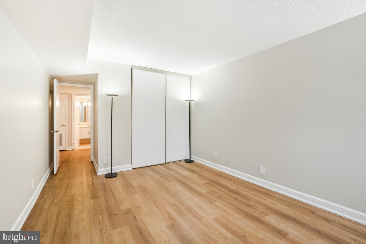 5904 MOUNT EAGLE DR #601, ALEXANDRIA, Virginia 22303, 2 Bedrooms Bedrooms, 8 Rooms Rooms,2 BathroomsBathrooms,Residential,For sale,5904 MOUNT EAGLE DR #601,VAFX2292650 MLS # VAFX2292650 5904 MOUNT EAGLE DR #601, ALEXANDRIA, Virginia 22303, 2 Bedrooms Bedrooms, 8 Rooms Rooms,2 BathroomsBathrooms,Residential,For sale,5904 MOUNT EAGLE DR #601,VAFX2292650 MLS # VAFX2292650