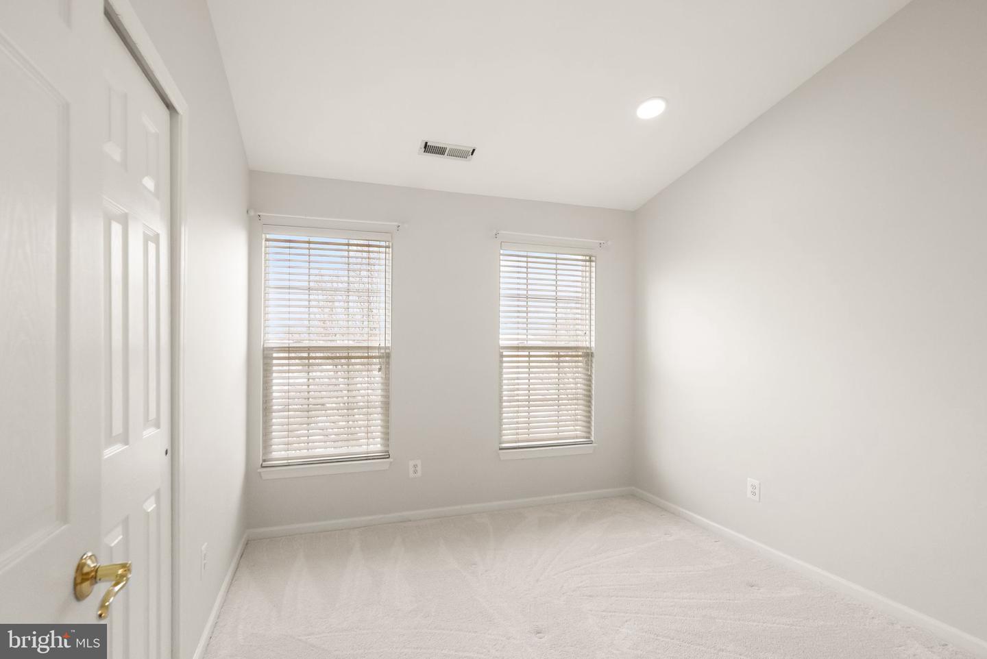 25488 CROSSFIELD DR, CHANTILLY, Virginia 20152, 3 Bedrooms Bedrooms, ,2 BathroomsBathrooms,Residential,For sale,25488 CROSSFIELD DR,VALO2116580 MLS # VALO2116580 25488 CROSSFIELD DR, CHANTILLY, Virginia 20152, 3 Bedrooms Bedrooms, ,2 BathroomsBathrooms,Residential,For sale,25488 CROSSFIELD DR,VALO2116580 MLS # VALO2116580