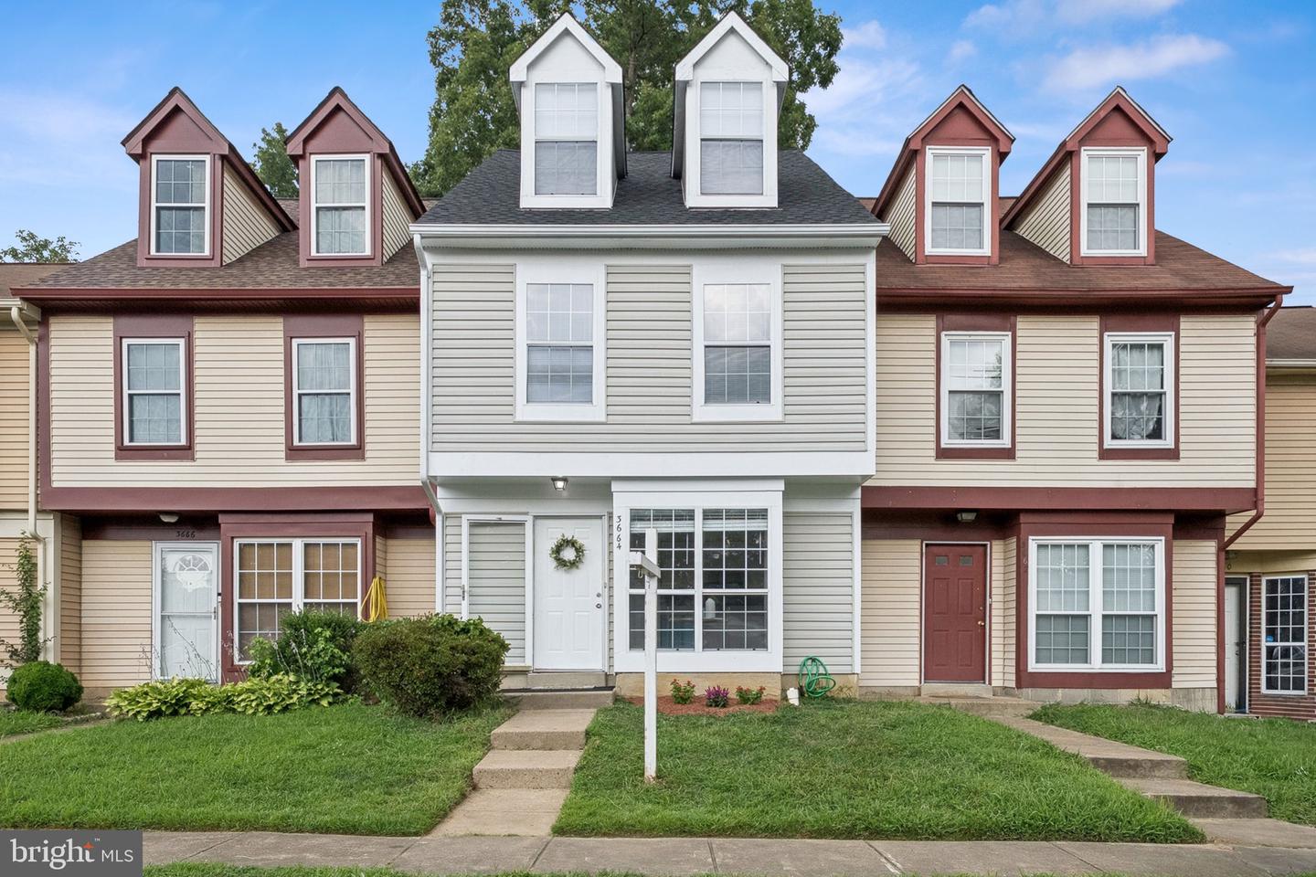 3664 MASTHEAD TRL, TRIANGLE, Virginia 22172, 3 Bedrooms Bedrooms, ,1 BathroomBathrooms,Residential,For sale,3664 MASTHEAD TRL,VAPW2113130 MLS # VAPW2113130