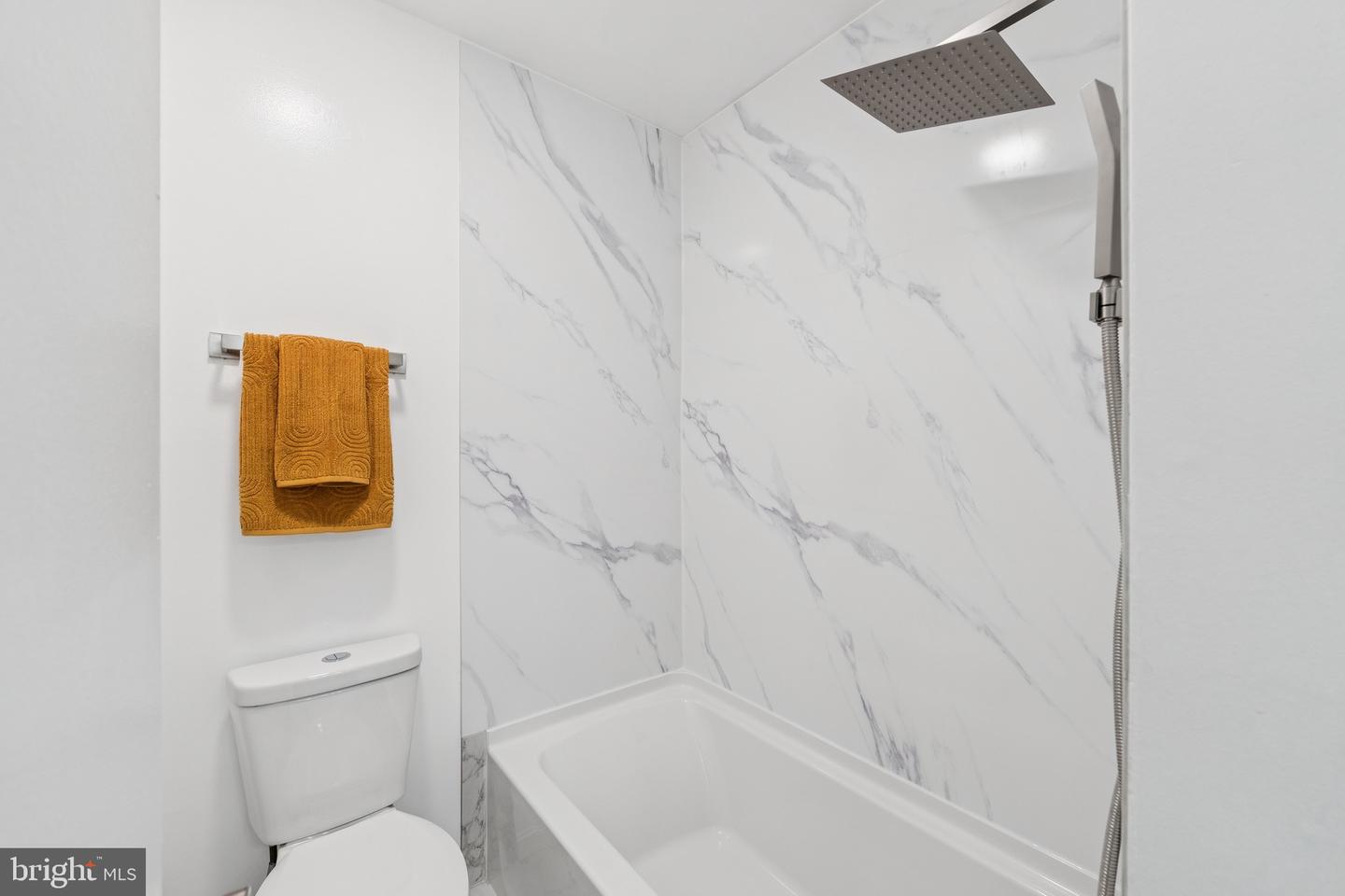 3664 MASTHEAD TRL, TRIANGLE, Virginia 22172, 3 Bedrooms Bedrooms, ,1 BathroomBathrooms,Residential,For sale,3664 MASTHEAD TRL,VAPW2113130 MLS # VAPW2113130