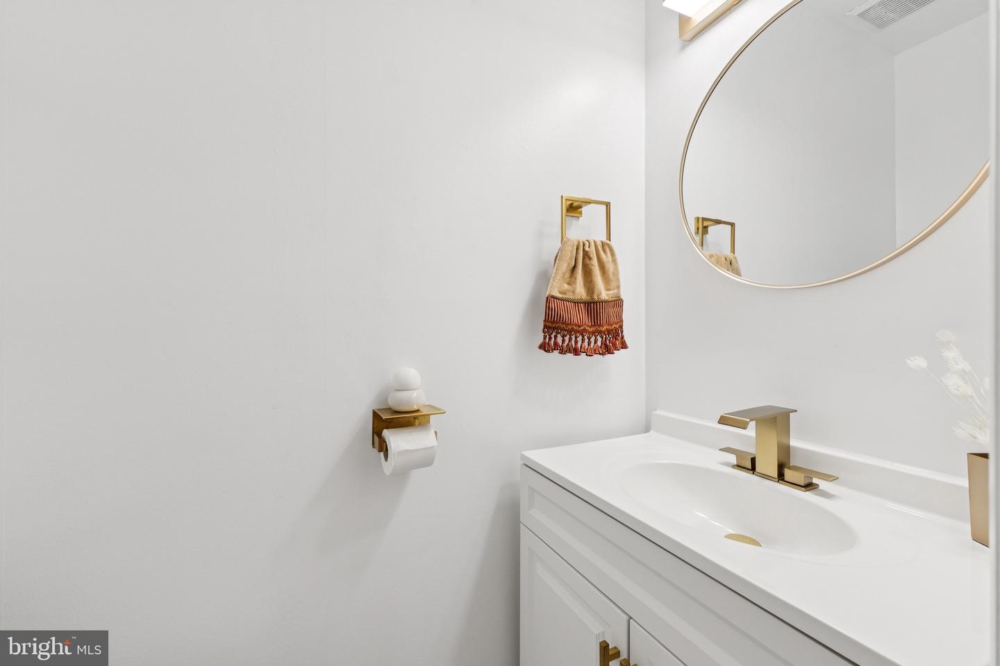 3664 MASTHEAD TRL, TRIANGLE, Virginia 22172, 3 Bedrooms Bedrooms, ,1 BathroomBathrooms,Residential,For sale,3664 MASTHEAD TRL,VAPW2113130 MLS # VAPW2113130