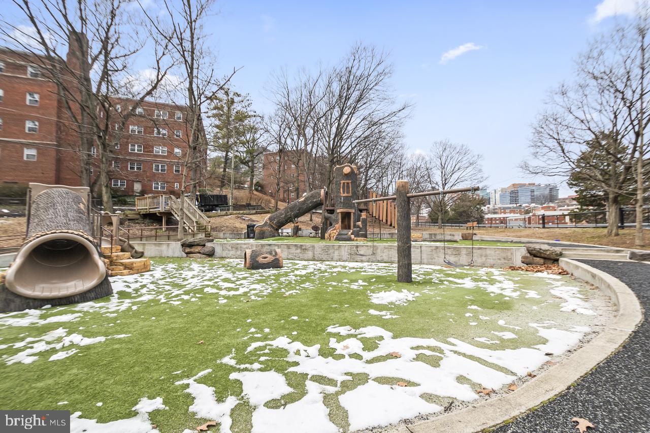 1307 N ODE ST #424, ARLINGTON, Virginia 22209, 1 Bedroom Bedrooms, ,1 BathroomBathrooms,Residential,For sale,1307 N ODE ST #424,VAAR2069210 MLS # VAAR2069210