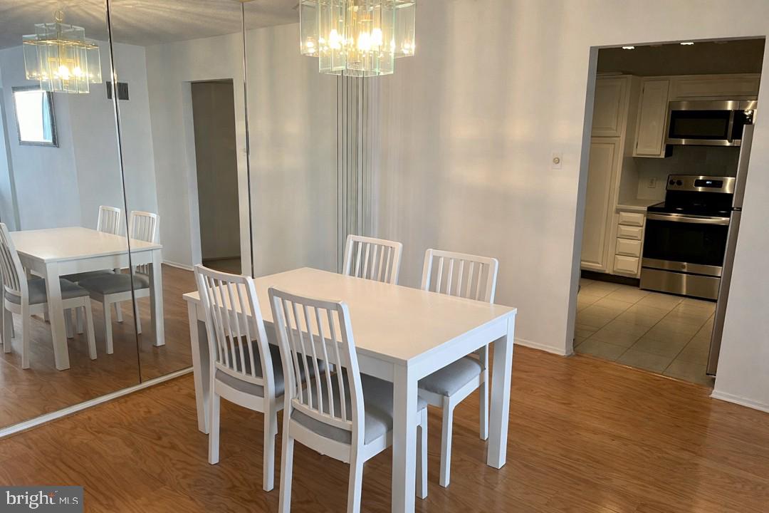 1800 OLD MEADOW RD #1409, MCLEAN, Virginia 22102, 1 Bedroom Bedrooms, ,1 BathroomBathrooms,Residential,For sale,1800 OLD MEADOW RD #1409,VAFX2292502 MLS # VAFX2292502