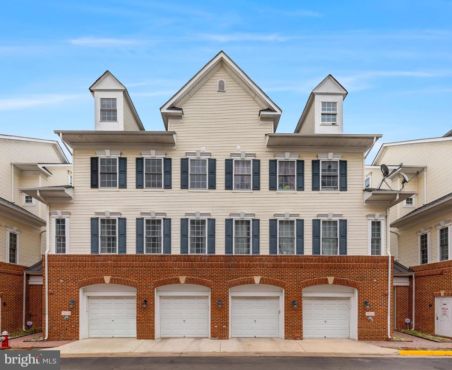 7752 MILFORD HAVEN DR #52B, LORTON, Virginia 22079, 3 Bedrooms Bedrooms, ,2 BathroomsBathrooms,Residential,For sale,7752 MILFORD HAVEN DR #52B,VAFX2292580 MLS # VAFX2292580 7752 MILFORD HAVEN DR #52B, LORTON, Virginia 22079, 3 Bedrooms Bedrooms, ,2 BathroomsBathrooms,Residential,For sale,7752 MILFORD HAVEN DR #52B,VAFX2292580 MLS # VAFX2292580