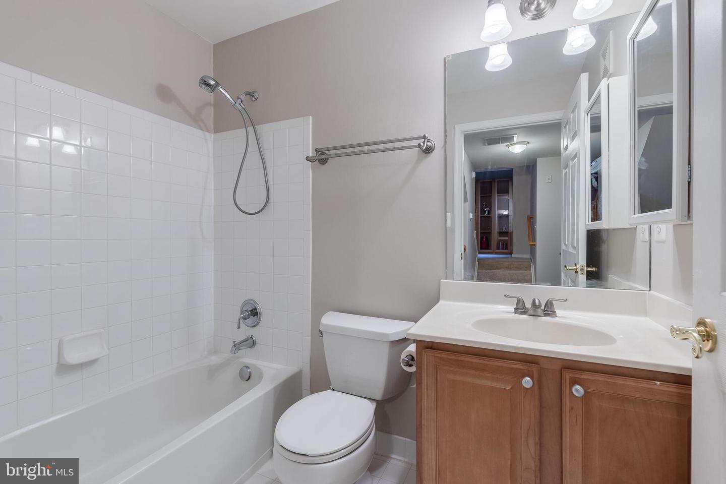 7752 MILFORD HAVEN DR #52B, LORTON, Virginia 22079, 3 Bedrooms Bedrooms, ,2 BathroomsBathrooms,Residential,For sale,7752 MILFORD HAVEN DR #52B,VAFX2292580 MLS # VAFX2292580 7752 MILFORD HAVEN DR #52B, LORTON, Virginia 22079, 3 Bedrooms Bedrooms, ,2 BathroomsBathrooms,Residential,For sale,7752 MILFORD HAVEN DR #52B,VAFX2292580 MLS # VAFX2292580