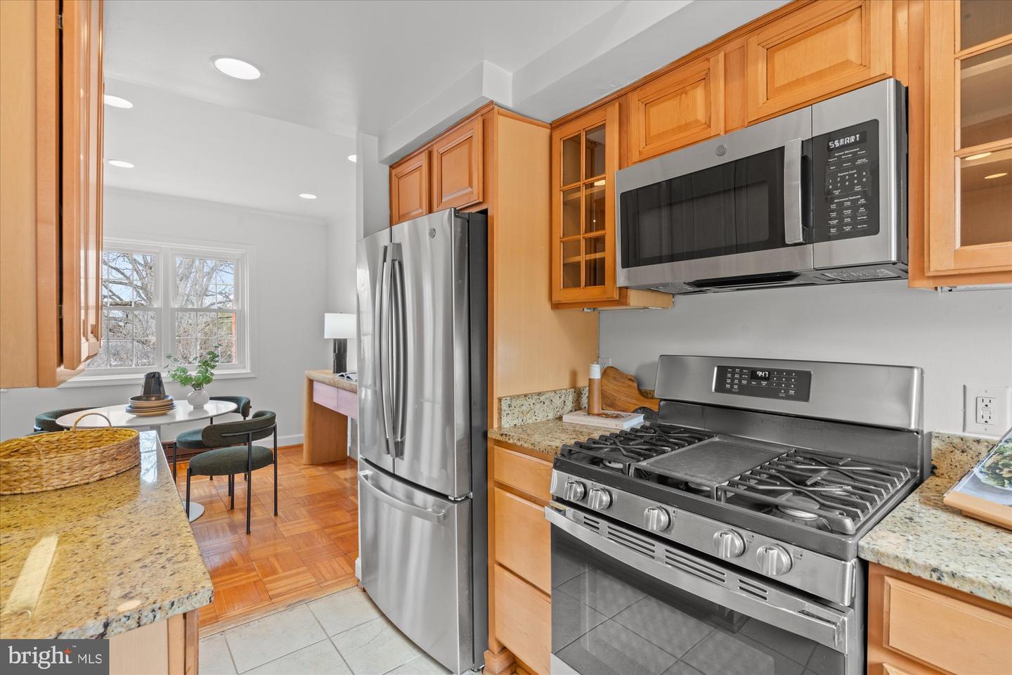 3206 GUNSTON RD, ALEXANDRIA, Virginia 22302, 2 Bedrooms Bedrooms, ,1 BathroomBathrooms,Residential,For sale,3206 GUNSTON RD,VAAX2054462 MLS # VAAX2054462