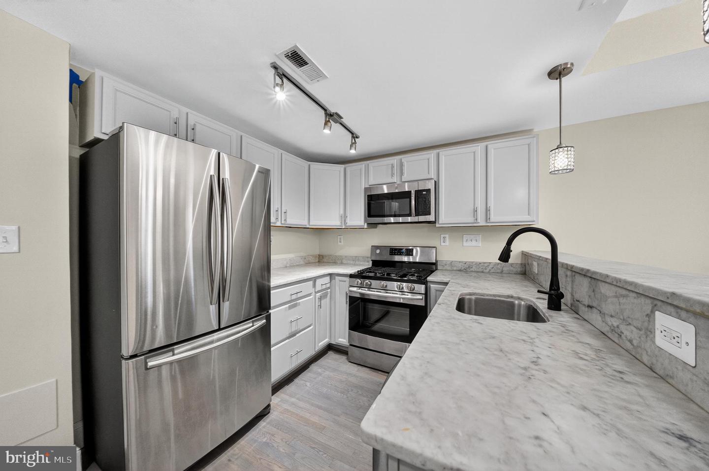 4642 HAYES ST NE, WASHINGTON, District Of Columbia 20019, 3 Bedrooms Bedrooms, ,1 BathroomBathrooms,Residential,For sale,4642 HAYES ST NE,DCDC2247612 MLS # DCDC2247612