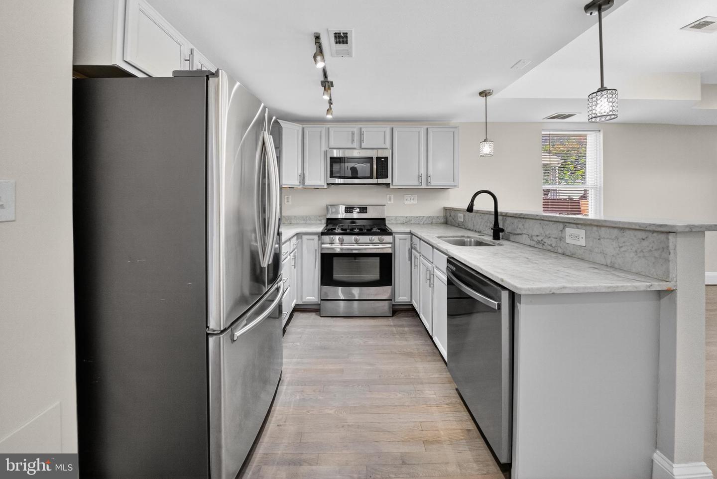 4642 HAYES ST NE, WASHINGTON, District Of Columbia 20019, 3 Bedrooms Bedrooms, ,1 BathroomBathrooms,Residential,For sale,4642 HAYES ST NE,DCDC2247612 MLS # DCDC2247612