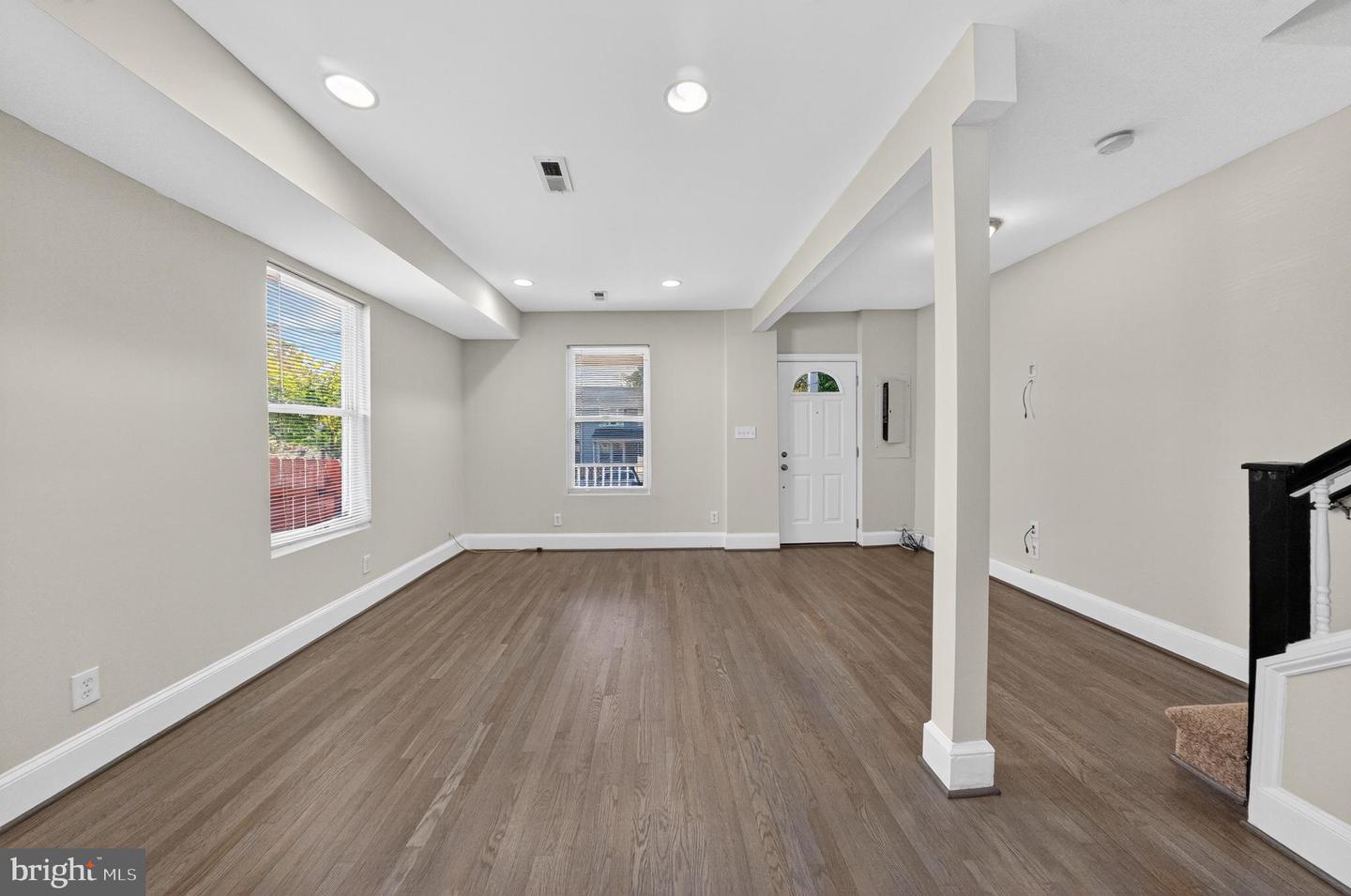 4642 HAYES ST NE, WASHINGTON, District Of Columbia 20019, 3 Bedrooms Bedrooms, ,1 BathroomBathrooms,Residential,For sale,4642 HAYES ST NE,DCDC2247612 MLS # DCDC2247612