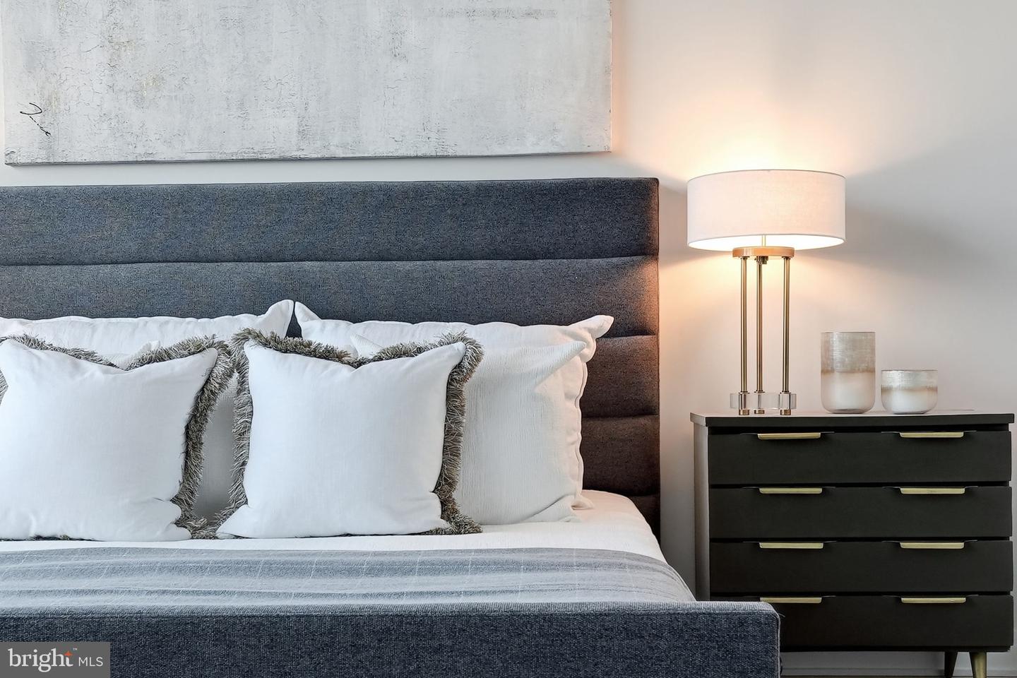 1201 N ROYAL ST #105, ALEXANDRIA, Virginia 22314, 2 Bedrooms Bedrooms, ,2 BathroomsBathrooms,Residential,For sale,1201 N ROYAL ST #105,VAAX2054470 MLS # VAAX2054470