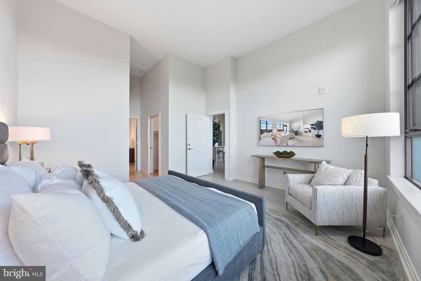 1201 N ROYAL ST #105, ALEXANDRIA, Virginia 22314, 2 Bedrooms Bedrooms, ,2 BathroomsBathrooms,Residential,For sale,1201 N ROYAL ST #105,VAAX2054470 MLS # VAAX2054470