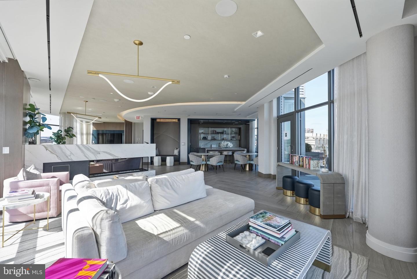 1201 N ROYAL ST #105, ALEXANDRIA, Virginia 22314, 2 Bedrooms Bedrooms, ,2 BathroomsBathrooms,Residential,For sale,1201 N ROYAL ST #105,VAAX2054470 MLS # VAAX2054470